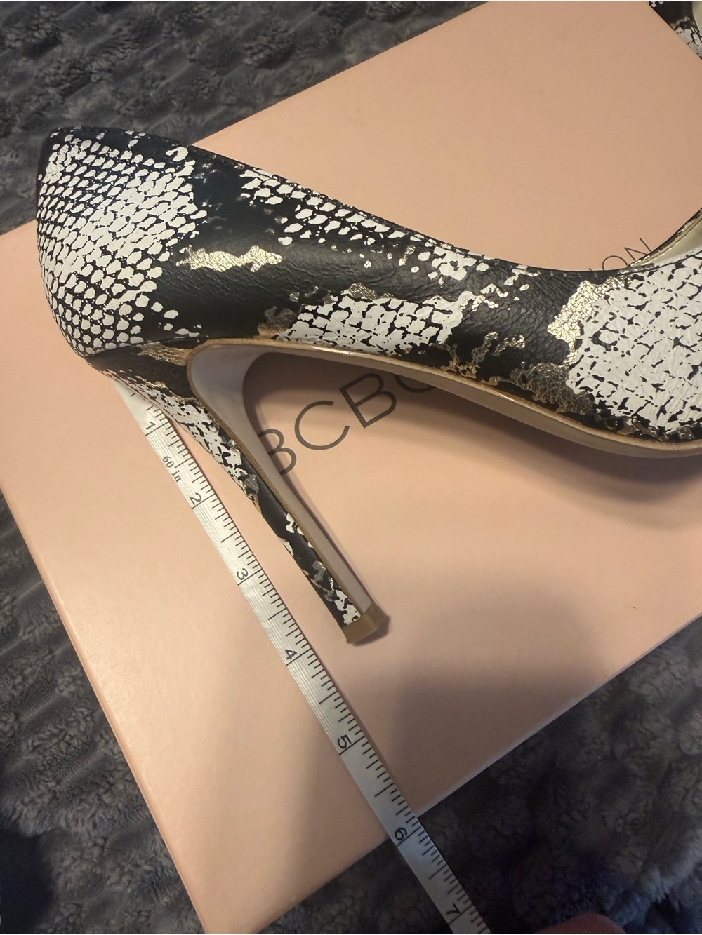 BCBG pumps - Picture 5 of 6